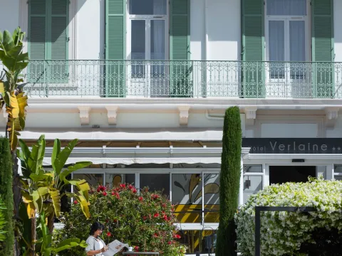 Hotel Verlaine